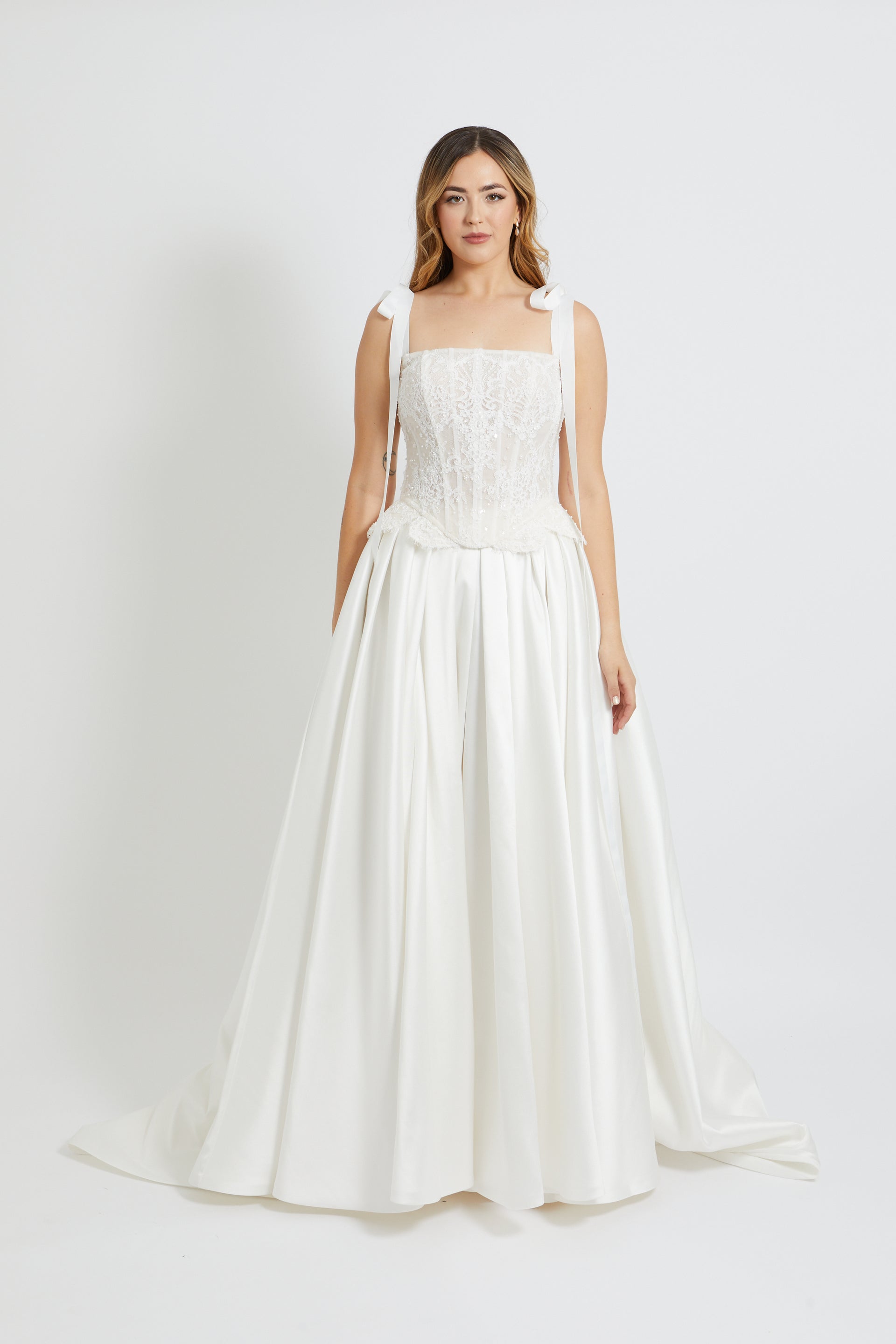 Princess Elizabeth Set – Pearls & Roses
